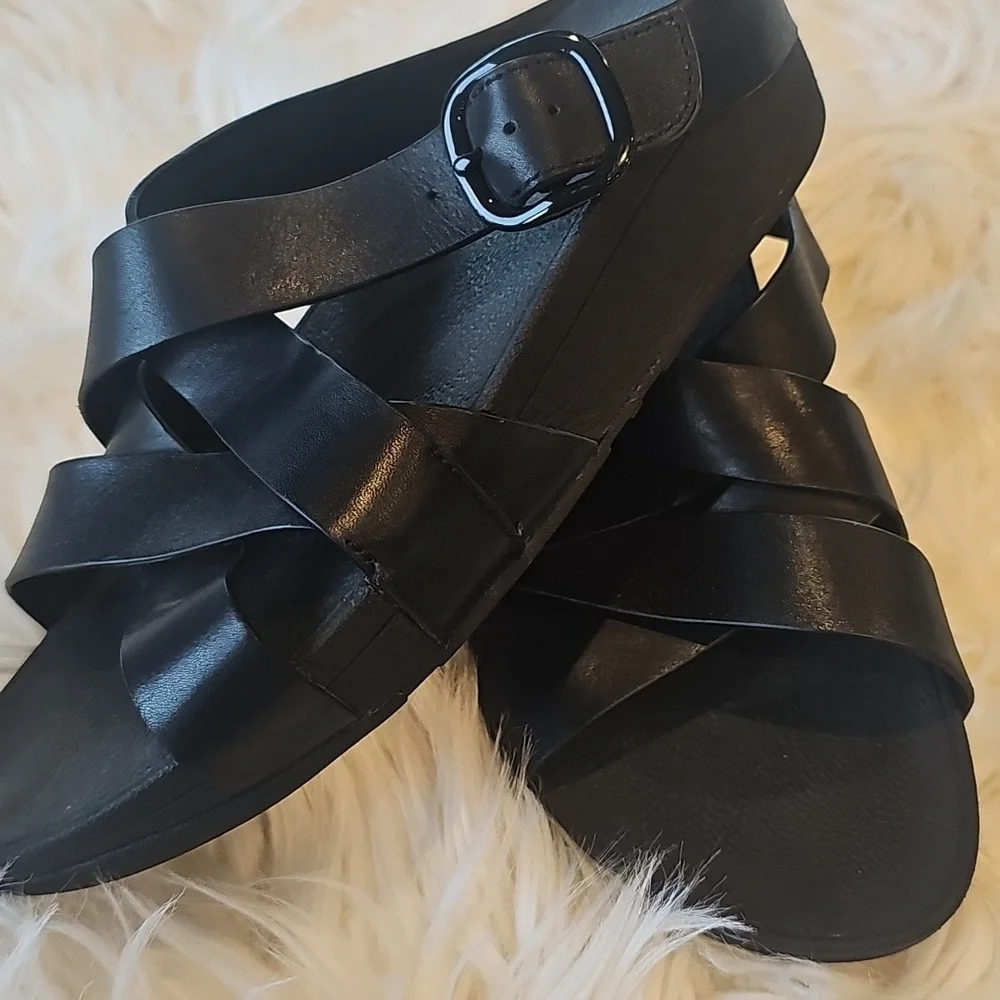 Fitflop Black Leather Crisscross Slide Sandals